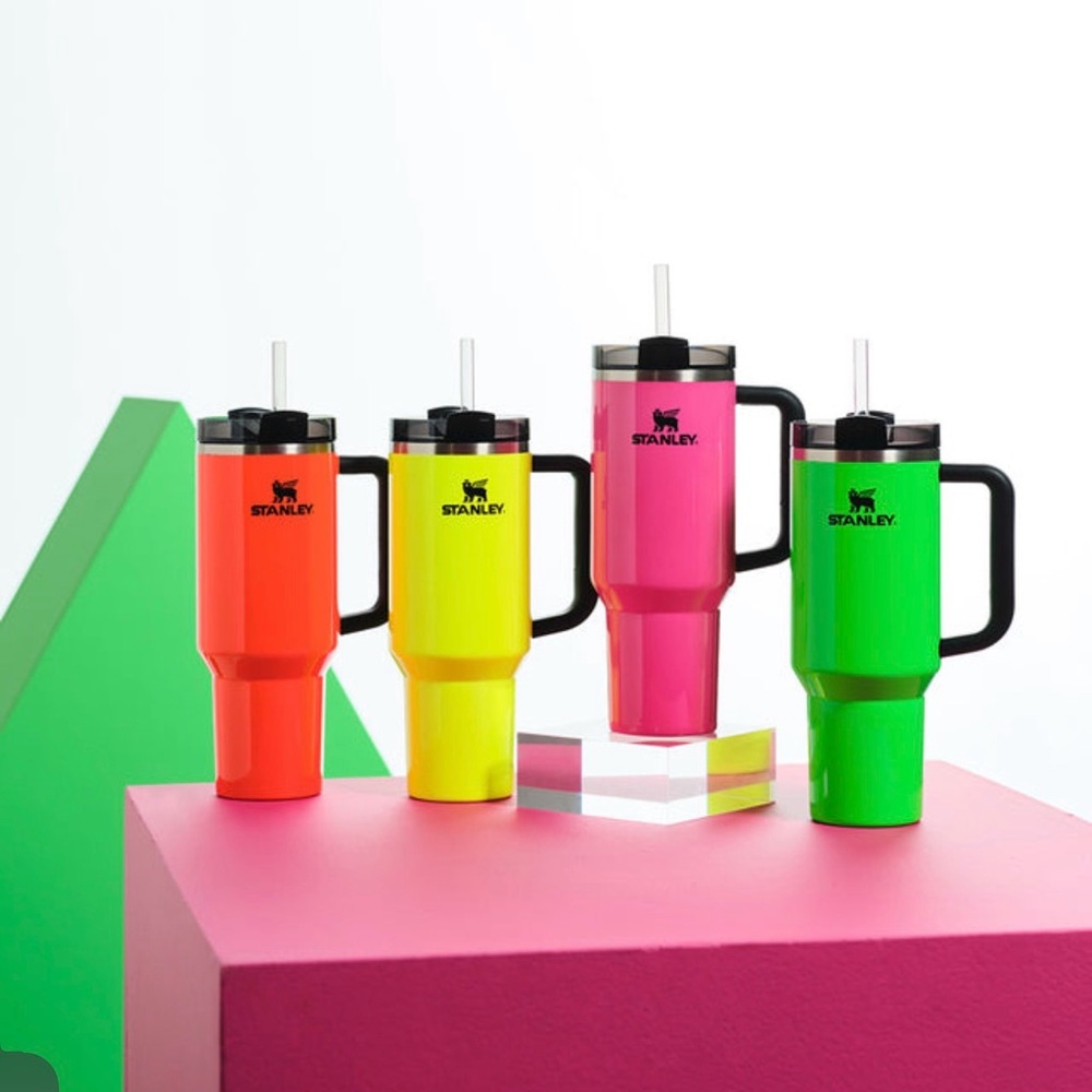 Stanley Neon Travel Tumbler -☄️Sold out NEON Collection⭐️ 40 OUNCE